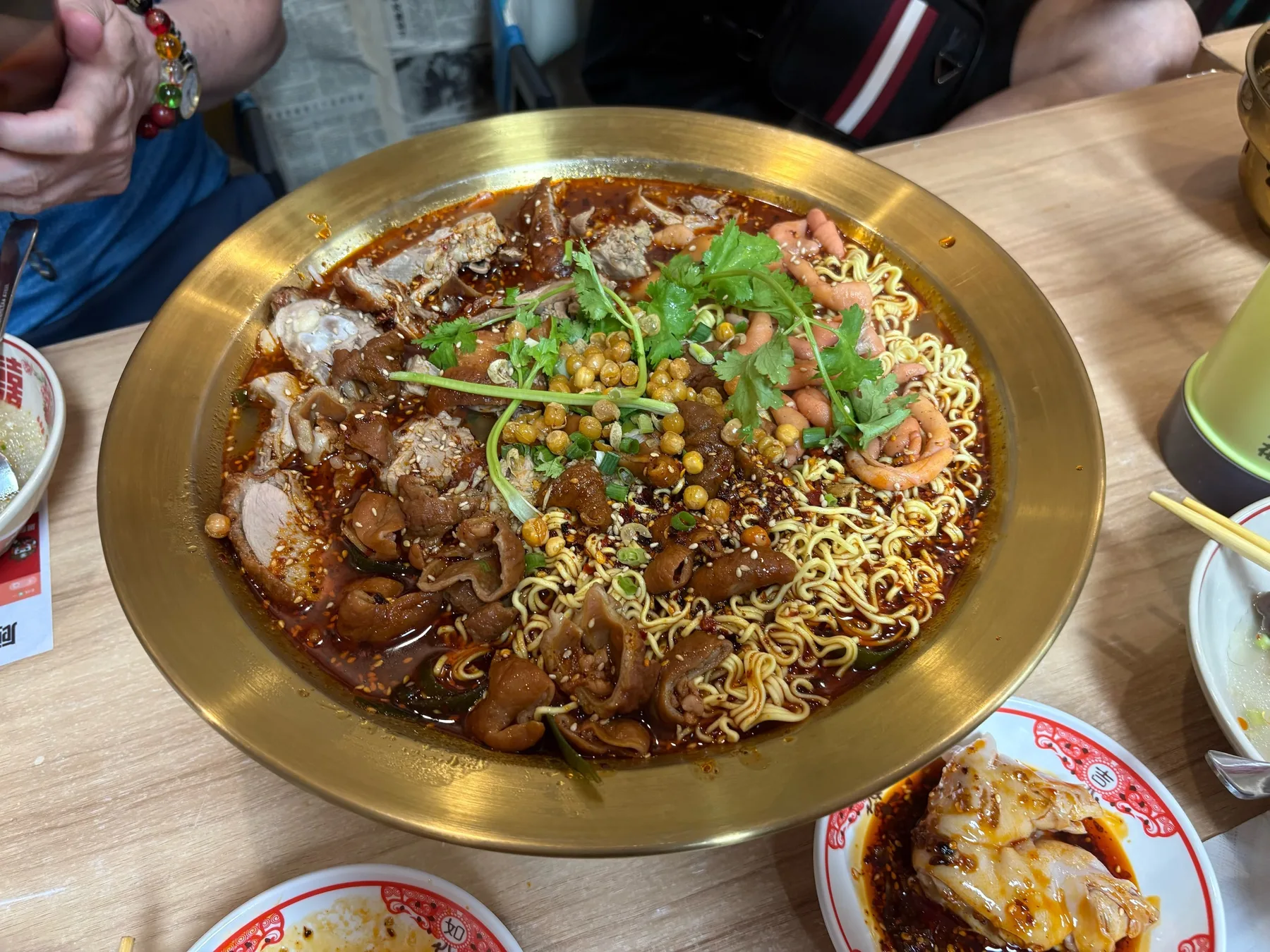 A photograph from the visit to Yao De · Roasted Duck with Mao Cai · Mama's Pig Trotters (Guicheng Golden Zone Branch)