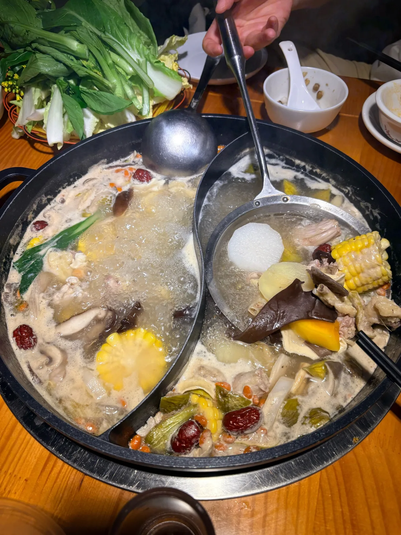 A photograph from the visit to Tan Lu Innovative Free-Range Chicken Hotpot (Jialecheng Store)