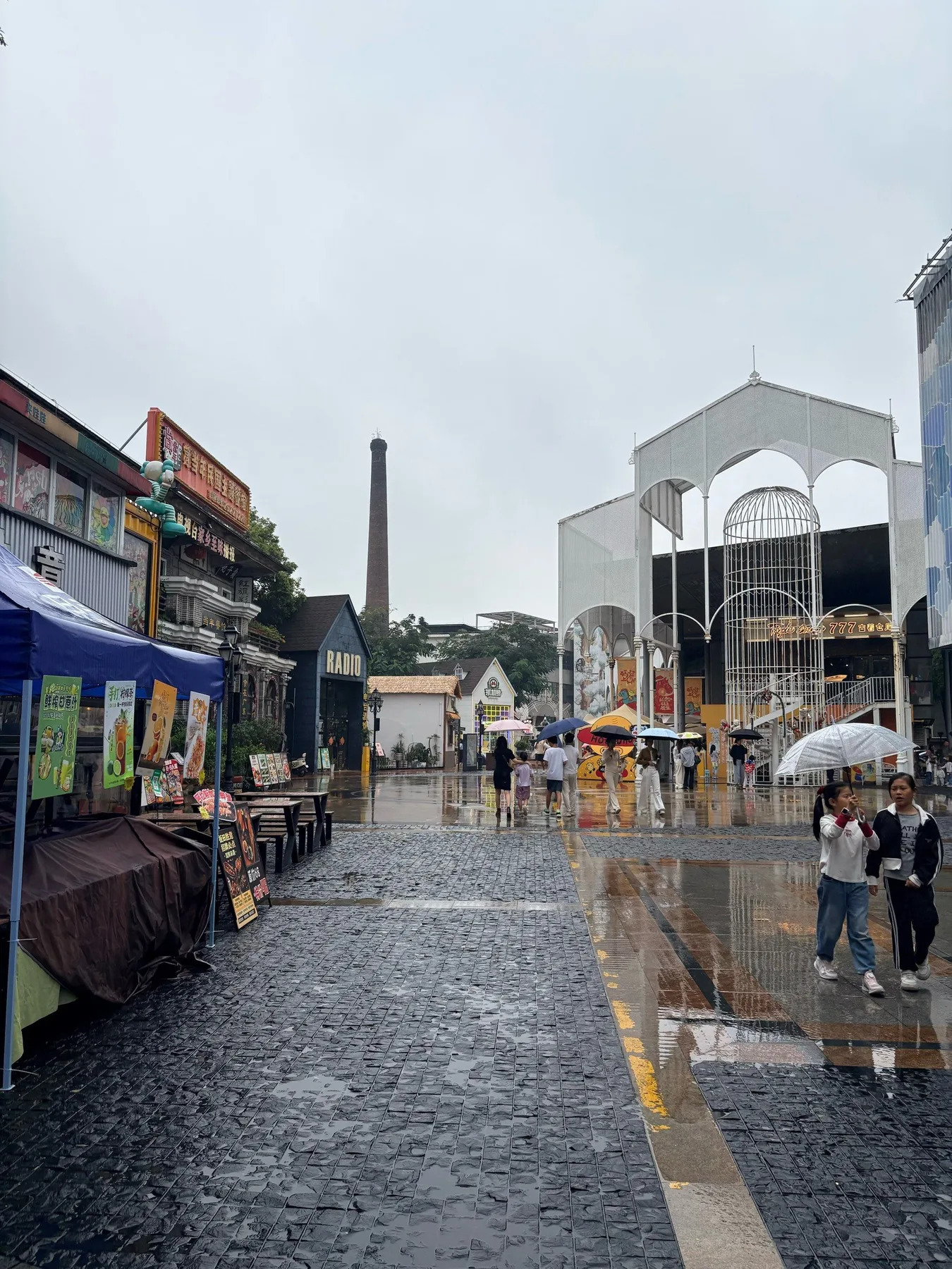 A photograph from the visit to Fisherman's Wharf
