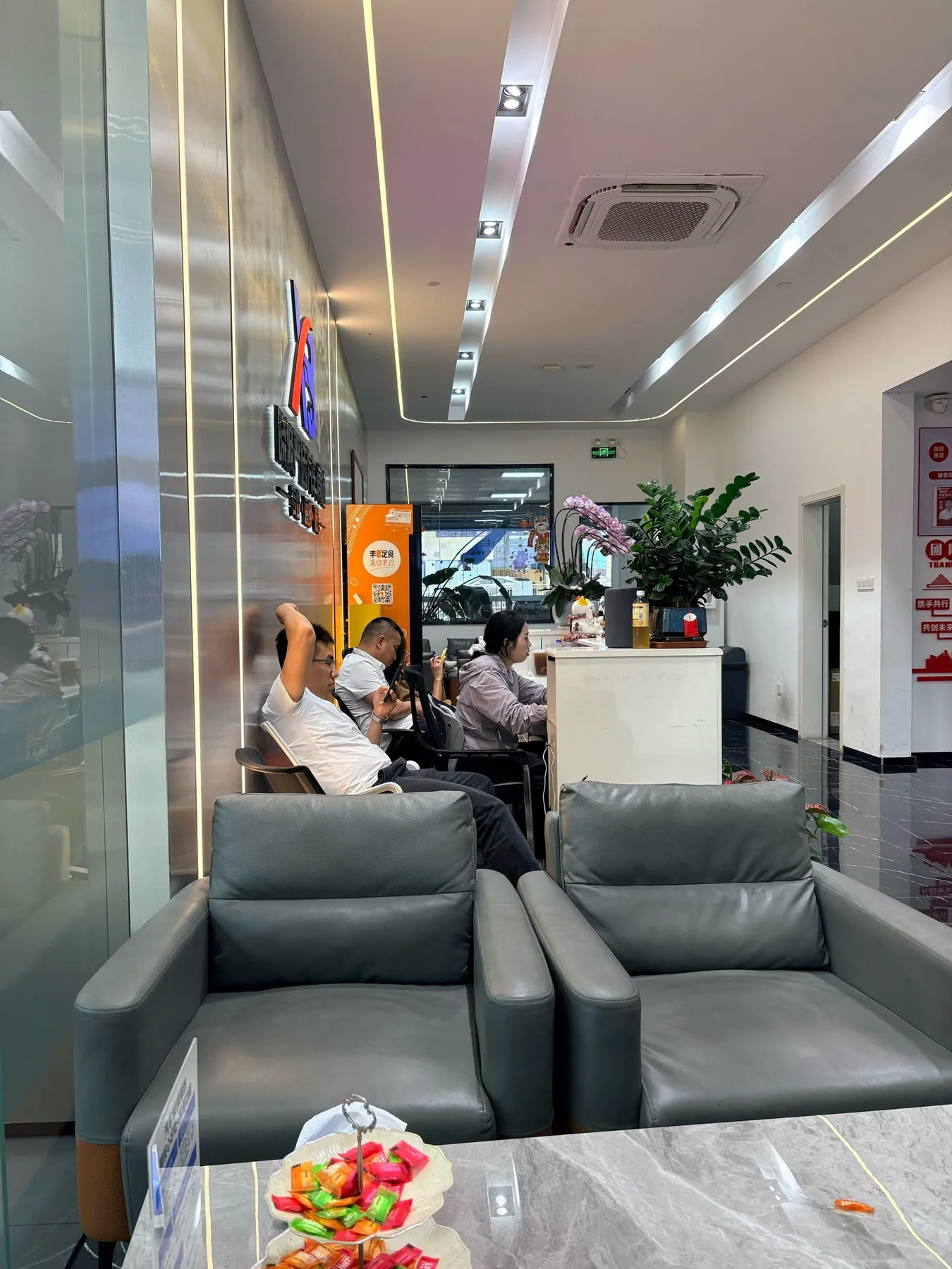 A photograph from the visit to Xiaobo Selected Auto Mall