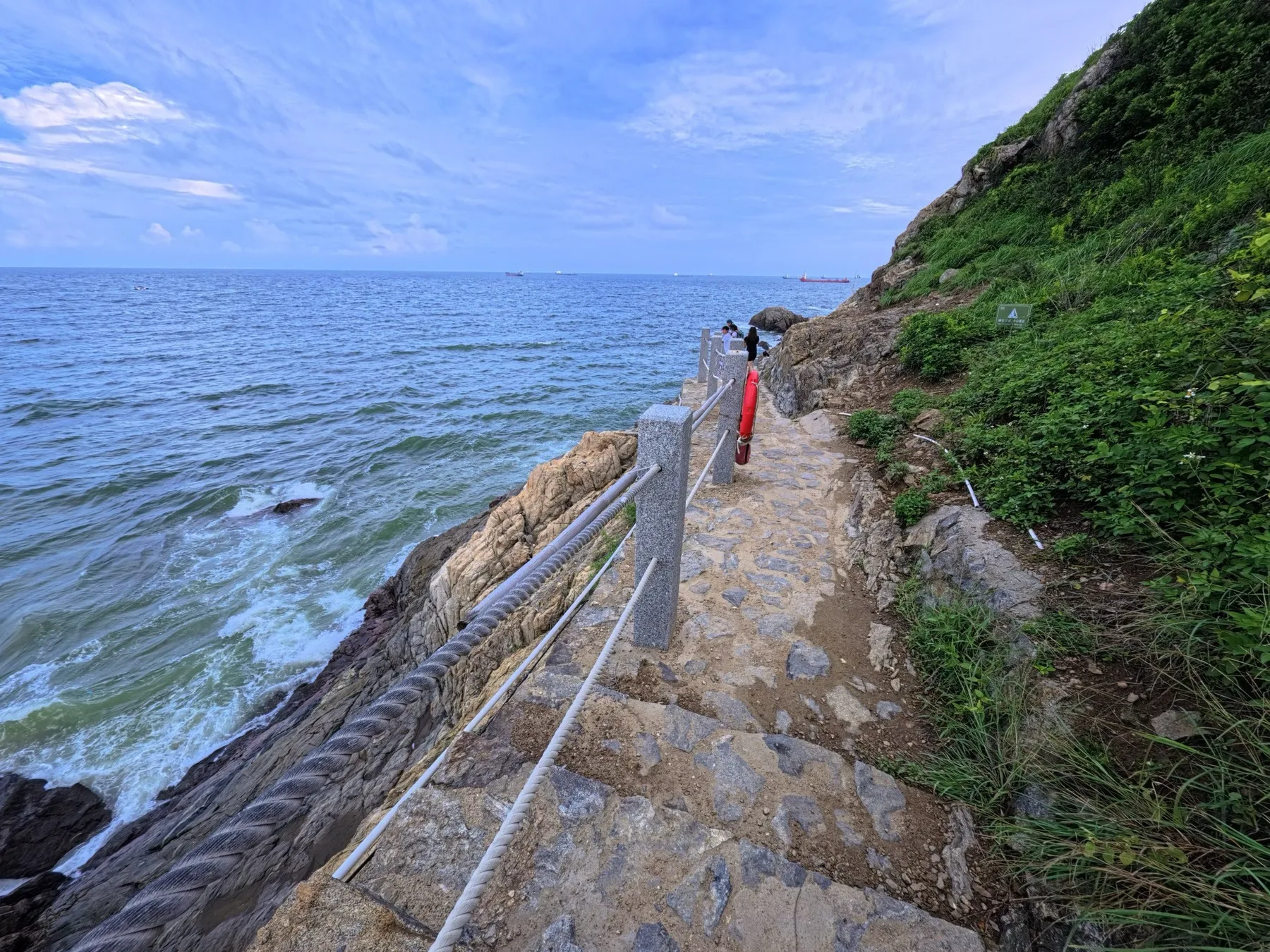A photograph from the visit to Hailing Island - Cliff Walkway