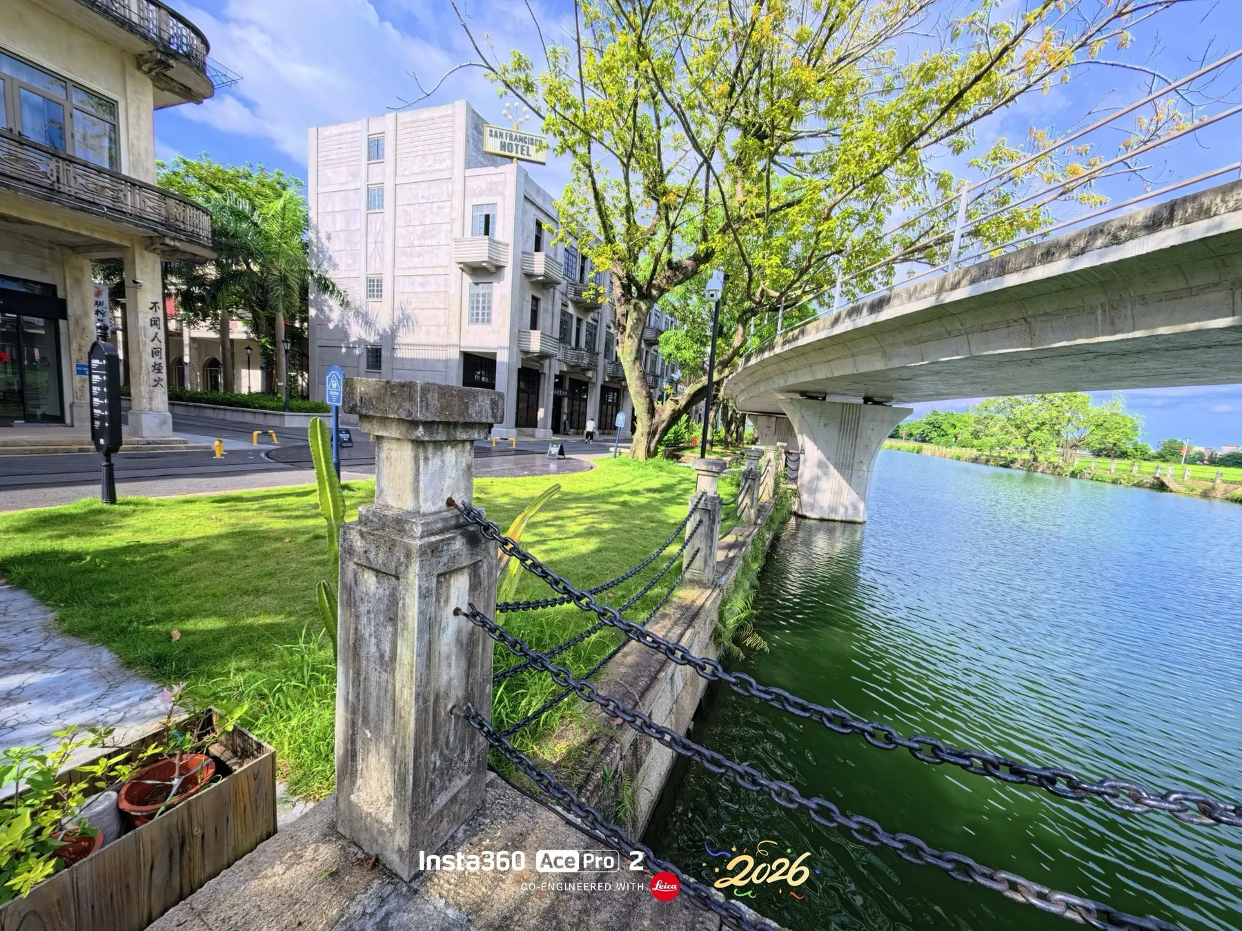 A photograph from the visit to Chikan·Guangdong Overseas Chinese International Tourism Resort