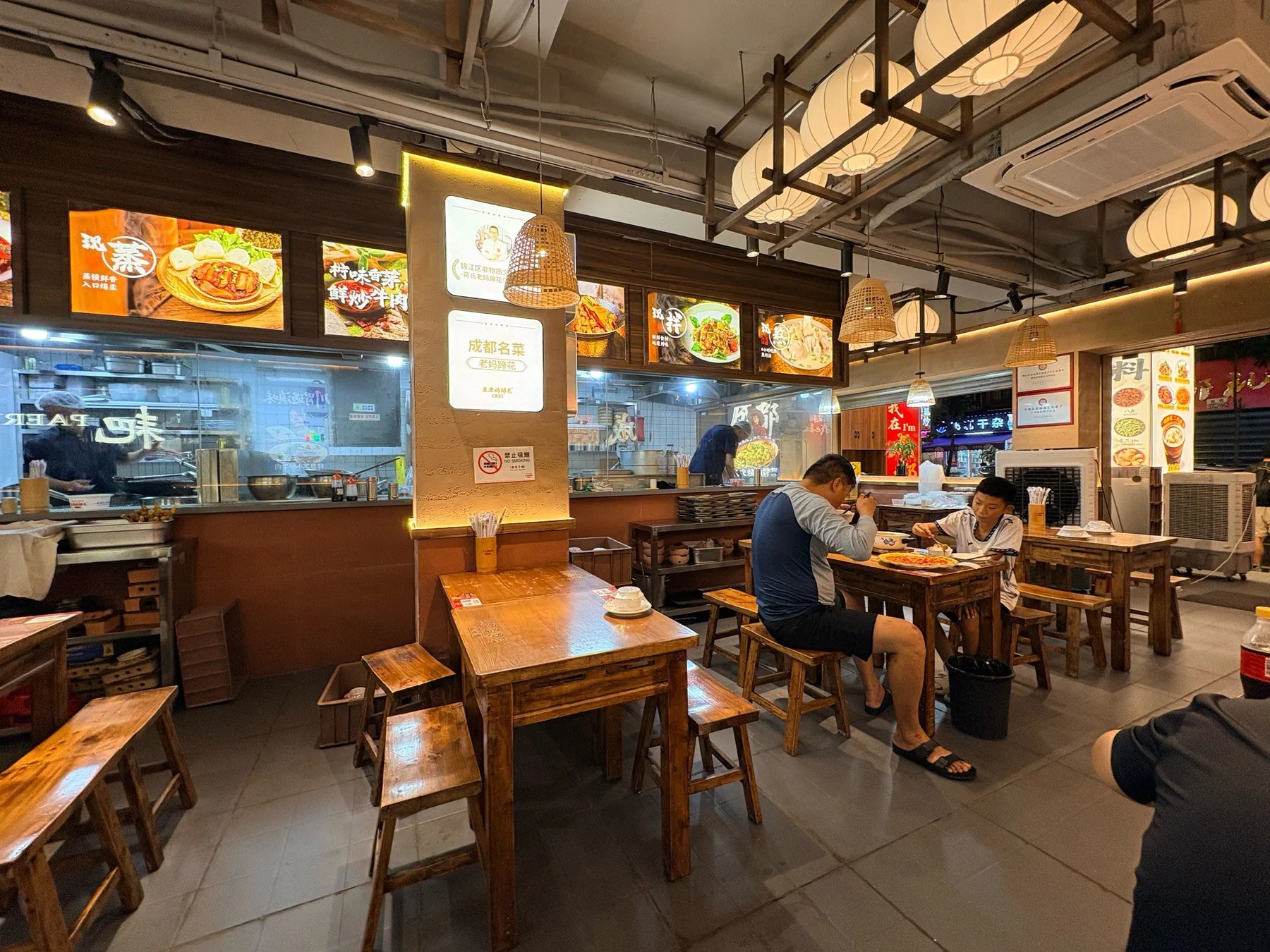 A photograph from the visit to Wang Laoma Trotter & Sichuan Bistro (Taikoo Li Main Store)