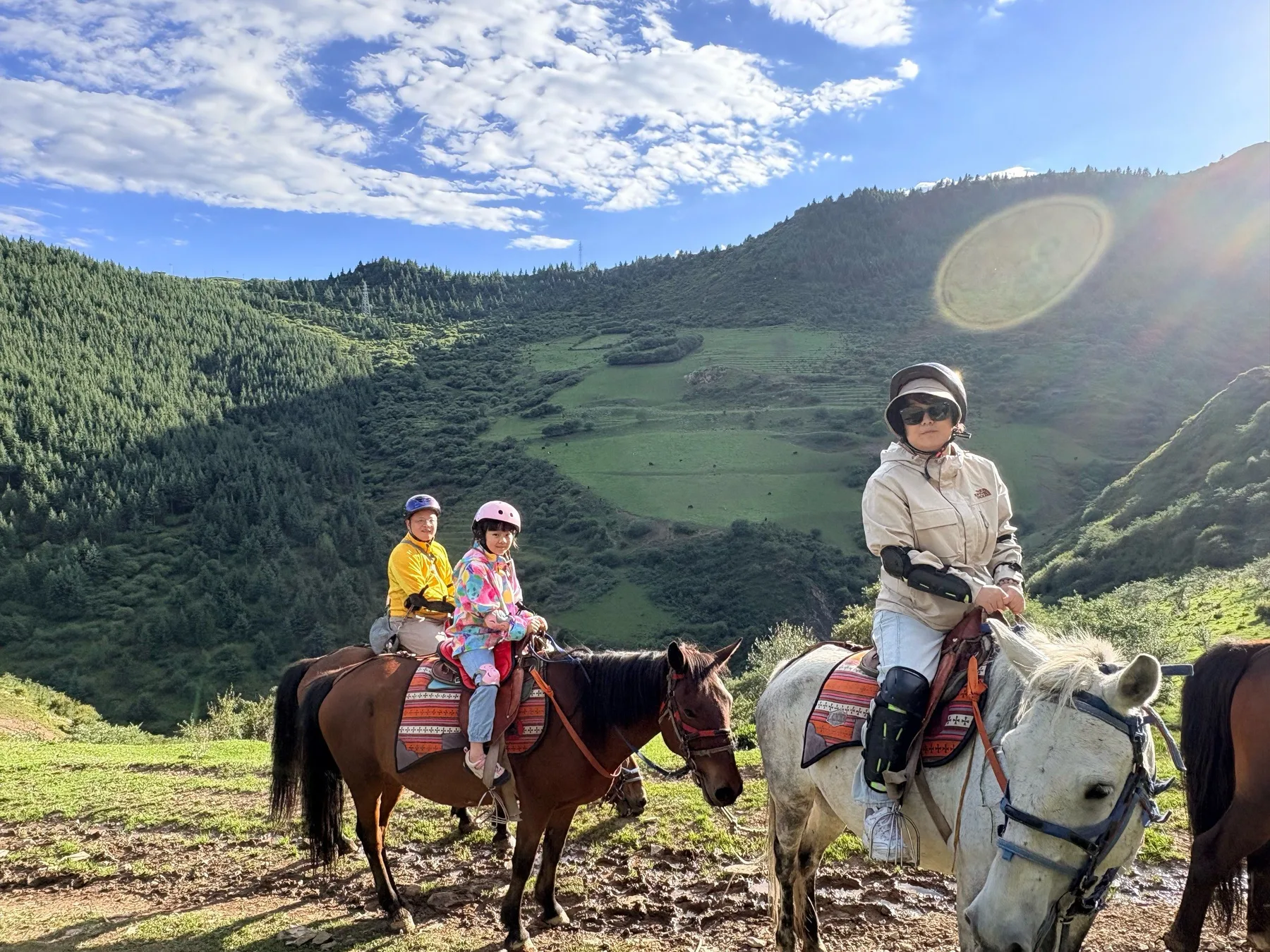 A photograph from the visit to Songzhou Yun Tea Horse Caravan (Songpan Branch)